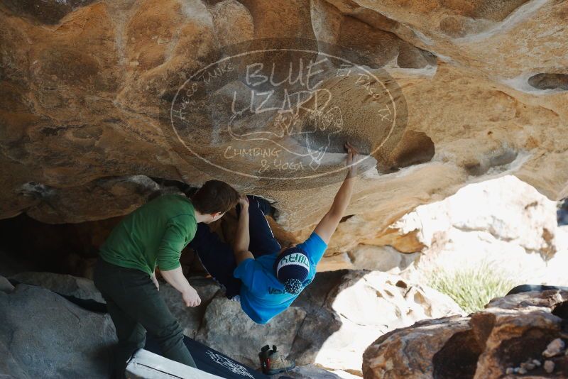 Bouldering in Hueco Tanks on 12/23/2018 with Blue Lizard Climbing and Yoga

Filename: SRM_20181223_1253350.jpg
Aperture: f/4.0
Shutter Speed: 1/320
Body: Canon EOS-1D Mark II
Lens: Canon EF 50mm f/1.8 II