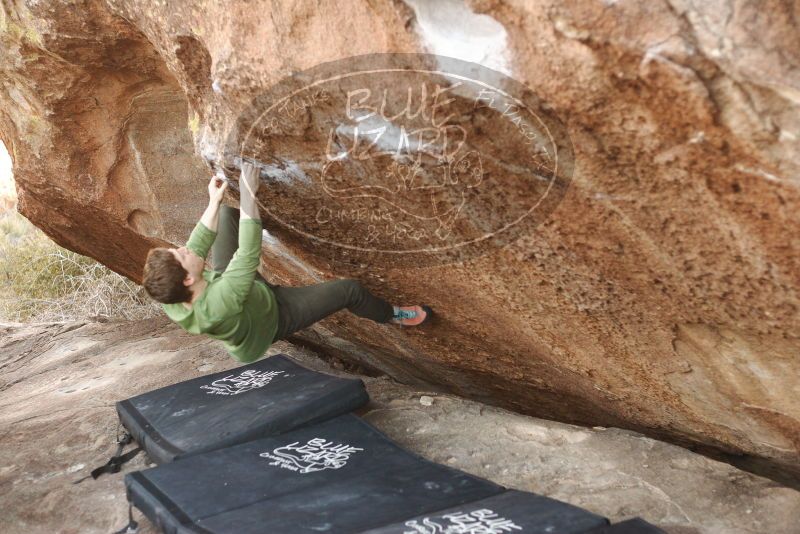 Bouldering in Hueco Tanks on 12/23/2018 with Blue Lizard Climbing and Yoga

Filename: SRM_20181223_1651420.jpg
Aperture: f/2.8
Shutter Speed: 1/200
Body: Canon EOS-1D Mark II
Lens: Canon EF 50mm f/1.8 II