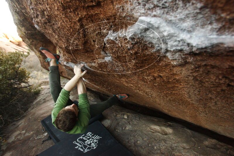 Bouldering in Hueco Tanks on 12/23/2018 with Blue Lizard Climbing and Yoga

Filename: SRM_20181223_1724350.jpg
Aperture: f/4.0
Shutter Speed: 1/250
Body: Canon EOS-1D Mark II
Lens: Canon EF 16-35mm f/2.8 L