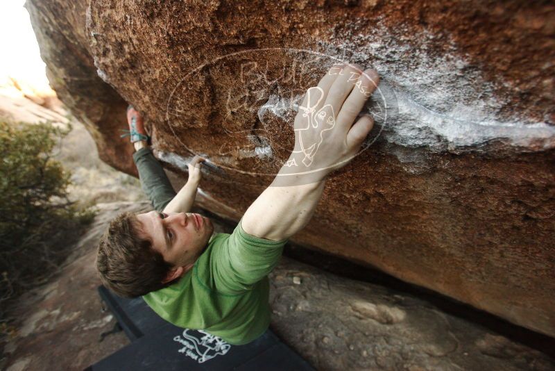 Bouldering in Hueco Tanks on 12/23/2018 with Blue Lizard Climbing and Yoga

Filename: SRM_20181223_1724391.jpg
Aperture: f/4.0
Shutter Speed: 1/250
Body: Canon EOS-1D Mark II
Lens: Canon EF 16-35mm f/2.8 L