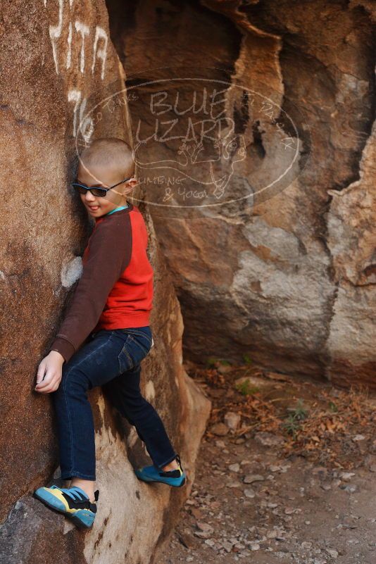 Bouldering in Hueco Tanks on 12/24/2018 with Blue Lizard Climbing and Yoga

Filename: SRM_20181224_1031430.jpg
Aperture: f/4.0
Shutter Speed: 1/200
Body: Canon EOS-1D Mark II
Lens: Canon EF 50mm f/1.8 II