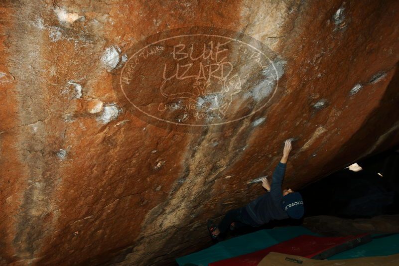 Bouldering in Hueco Tanks on 12/24/2018 with Blue Lizard Climbing and Yoga

Filename: SRM_20181224_1308340.jpg
Aperture: f/8.0
Shutter Speed: 1/250
Body: Canon EOS-1D Mark II
Lens: Canon EF 16-35mm f/2.8 L