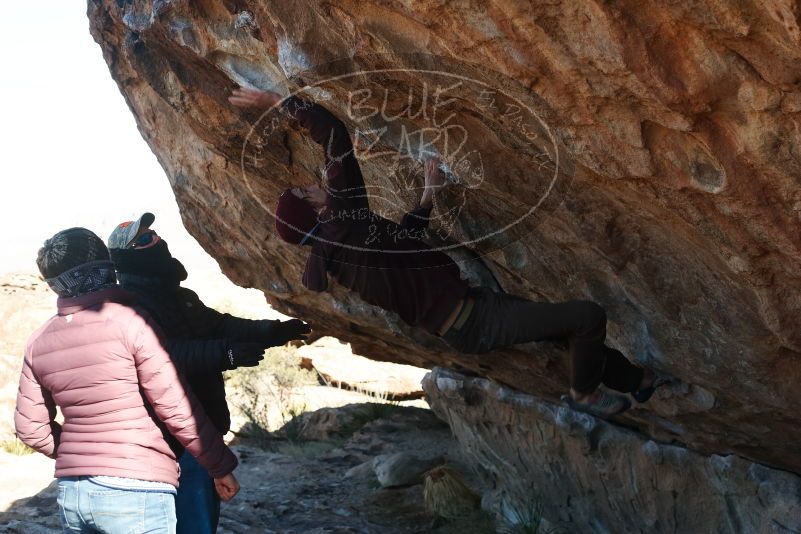 Bouldering in Hueco Tanks on 12/30/2018 with Blue Lizard Climbing and Yoga

Filename: SRM_20181230_1204120.jpg
Aperture: f/4.5
Shutter Speed: 1/320
Body: Canon EOS-1D Mark II
Lens: Canon EF 50mm f/1.8 II