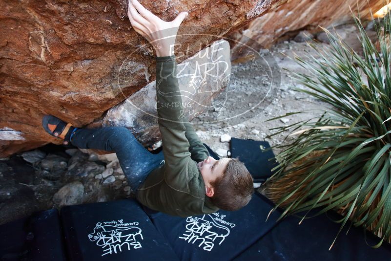 Bouldering in Hueco Tanks on 12/30/2018 with Blue Lizard Climbing and Yoga

Filename: SRM_20181230_1621090.jpg
Aperture: f/3.2
Shutter Speed: 1/200
Body: Canon EOS-1D Mark II
Lens: Canon EF 16-35mm f/2.8 L