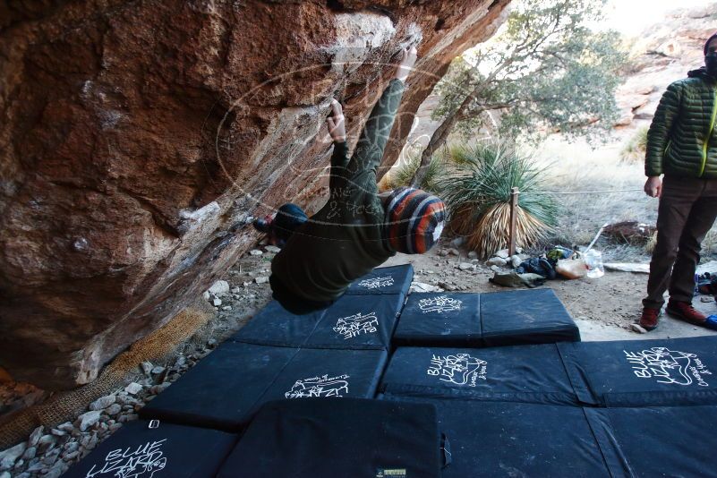 Bouldering in Hueco Tanks on 12/30/2018 with Blue Lizard Climbing and Yoga

Filename: SRM_20181230_1715270.jpg
Aperture: f/4.0
Shutter Speed: 1/200
Body: Canon EOS-1D Mark II
Lens: Canon EF 16-35mm f/2.8 L