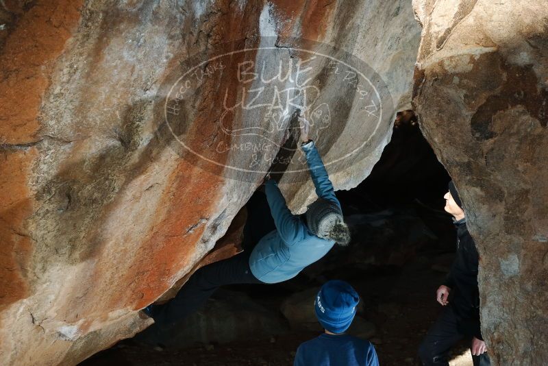 Bouldering in Hueco Tanks on 01/01/2019 with Blue Lizard Climbing and Yoga

Filename: SRM_20190101_1147590.jpg
Aperture: f/8.0
Shutter Speed: 1/250
Body: Canon EOS-1D Mark II
Lens: Canon EF 50mm f/1.8 II