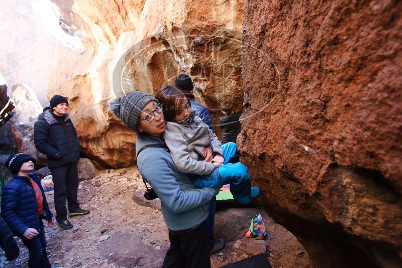 Bouldering in Hueco Tanks on 01/01/2019 with Blue Lizard Climbing and Yoga

Filename: SRM_20190101_1547440.jpg
Aperture: f/3.2
Shutter Speed: 1/200
Body: Canon EOS-1D Mark II
Lens: Canon EF 16-35mm f/2.8 L