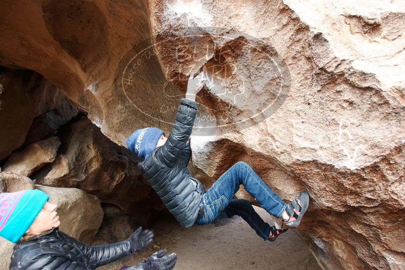 Bouldering in Hueco Tanks on 01/02/2019 with Blue Lizard Climbing and Yoga

Filename: SRM_20190102_1332290.jpg
Aperture: f/4.5
Shutter Speed: 1/250
Body: Canon EOS-1D Mark II
Lens: Canon EF 16-35mm f/2.8 L