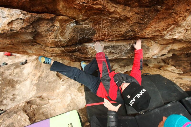 Bouldering in Hueco Tanks on 01/02/2019 with Blue Lizard Climbing and Yoga

Filename: SRM_20190102_1537180.jpg
Aperture: f/7.1
Shutter Speed: 1/320
Body: Canon EOS-1D Mark II
Lens: Canon EF 16-35mm f/2.8 L