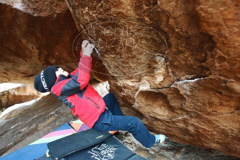 Bouldering in Hueco Tanks on 01/02/2019 with Blue Lizard Climbing and Yoga

Filename: SRM_20190102_1550180.jpg
Aperture: f/2.8
Shutter Speed: 1/250
Body: Canon EOS-1D Mark II
Lens: Canon EF 16-35mm f/2.8 L