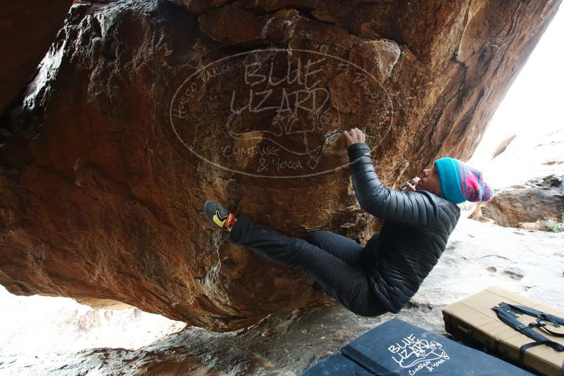 Bouldering in Hueco Tanks on 01/02/2019 with Blue Lizard Climbing and Yoga

Filename: SRM_20190102_1553110.jpg
Aperture: f/3.2
Shutter Speed: 1/250
Body: Canon EOS-1D Mark II
Lens: Canon EF 16-35mm f/2.8 L