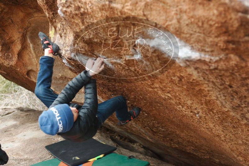 Bouldering in Hueco Tanks on 01/02/2019 with Blue Lizard Climbing and Yoga

Filename: SRM_20190102_1704050.jpg
Aperture: f/2.8
Shutter Speed: 1/200
Body: Canon EOS-1D Mark II
Lens: Canon EF 50mm f/1.8 II