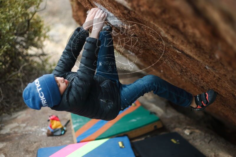 Bouldering in Hueco Tanks on 01/02/2019 with Blue Lizard Climbing and Yoga

Filename: SRM_20190102_1718480.jpg
Aperture: f/2.2
Shutter Speed: 1/320
Body: Canon EOS-1D Mark II
Lens: Canon EF 50mm f/1.8 II