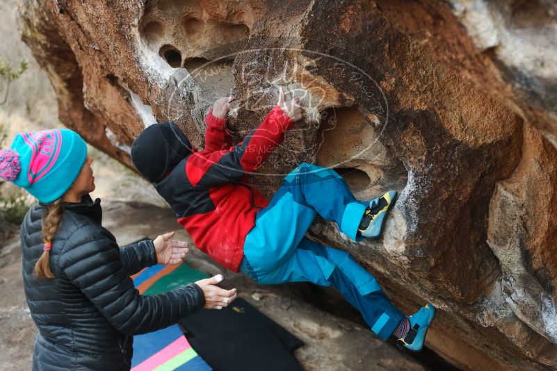 Bouldering in Hueco Tanks on 01/02/2019 with Blue Lizard Climbing and Yoga

Filename: SRM_20190102_1724130.jpg
Aperture: f/3.5
Shutter Speed: 1/250
Body: Canon EOS-1D Mark II
Lens: Canon EF 50mm f/1.8 II