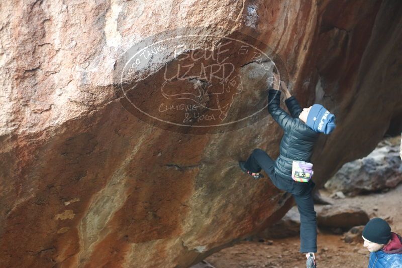 Bouldering in Hueco Tanks on 01/01/2019 with Blue Lizard Climbing and Yoga

Filename: SRM_20190101_1126540.jpg
Aperture: f/2.8
Shutter Speed: 1/250
Body: Canon EOS-1D Mark II
Lens: Canon EF 50mm f/1.8 II