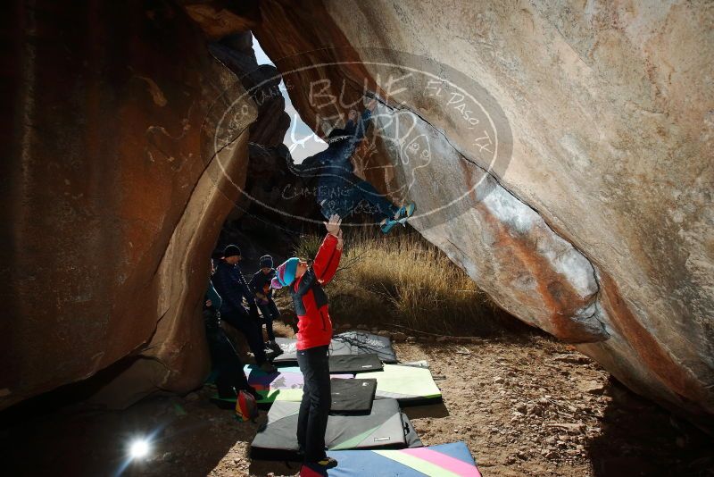 Bouldering in Hueco Tanks on 01/01/2019 with Blue Lizard Climbing and Yoga

Filename: SRM_20190101_1211110.jpg
Aperture: f/9.0
Shutter Speed: 1/250
Body: Canon EOS-1D Mark II
Lens: Canon EF 16-35mm f/2.8 L