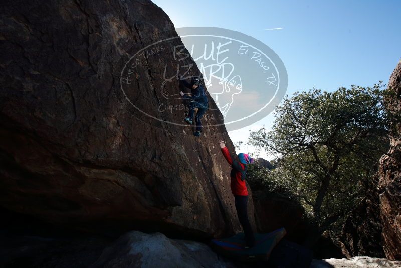 Bouldering in Hueco Tanks on 01/01/2019 with Blue Lizard Climbing and Yoga

Filename: SRM_20190101_1222480.jpg
Aperture: f/7.1
Shutter Speed: 1/250
Body: Canon EOS-1D Mark II
Lens: Canon EF 16-35mm f/2.8 L