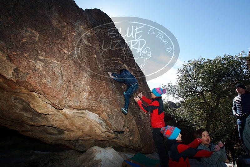 Bouldering in Hueco Tanks on 01/01/2019 with Blue Lizard Climbing and Yoga

Filename: SRM_20190101_1230200.jpg
Aperture: f/7.1
Shutter Speed: 1/250
Body: Canon EOS-1D Mark II
Lens: Canon EF 16-35mm f/2.8 L