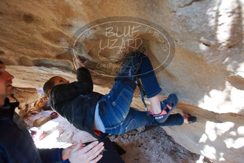 Bouldering in Hueco Tanks on 01/01/2019 with Blue Lizard Climbing and Yoga

Filename: SRM_20190101_1530550.jpg
Aperture: f/3.2
Shutter Speed: 1/200
Body: Canon EOS-1D Mark II
Lens: Canon EF 16-35mm f/2.8 L