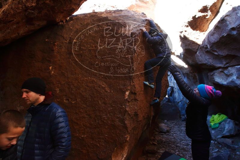 Bouldering in Hueco Tanks on 01/01/2019 with Blue Lizard Climbing and Yoga

Filename: SRM_20190101_1544460.jpg
Aperture: f/5.6
Shutter Speed: 1/200
Body: Canon EOS-1D Mark II
Lens: Canon EF 16-35mm f/2.8 L