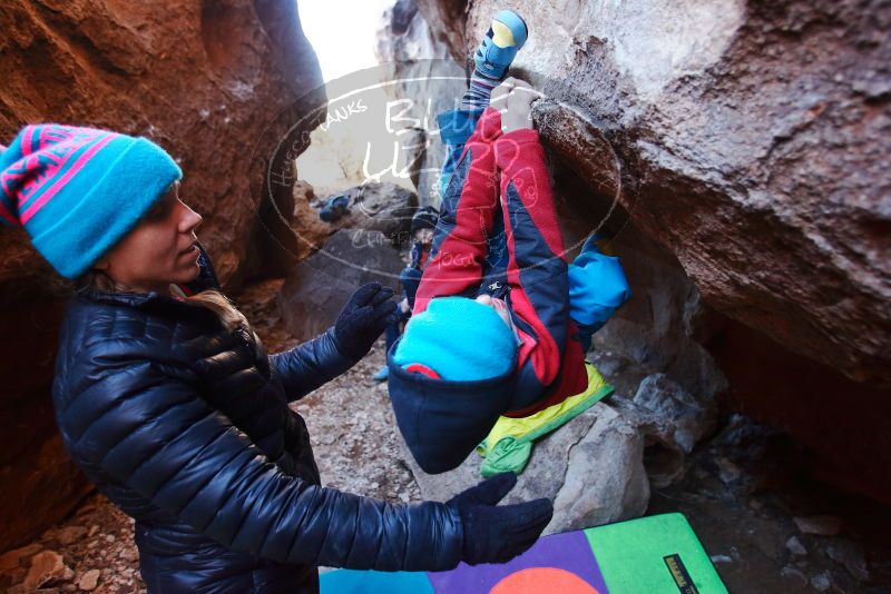 Bouldering in Hueco Tanks on 01/01/2019 with Blue Lizard Climbing and Yoga

Filename: SRM_20190101_1608000.jpg
Aperture: f/3.2
Shutter Speed: 1/200
Body: Canon EOS-1D Mark II
Lens: Canon EF 16-35mm f/2.8 L