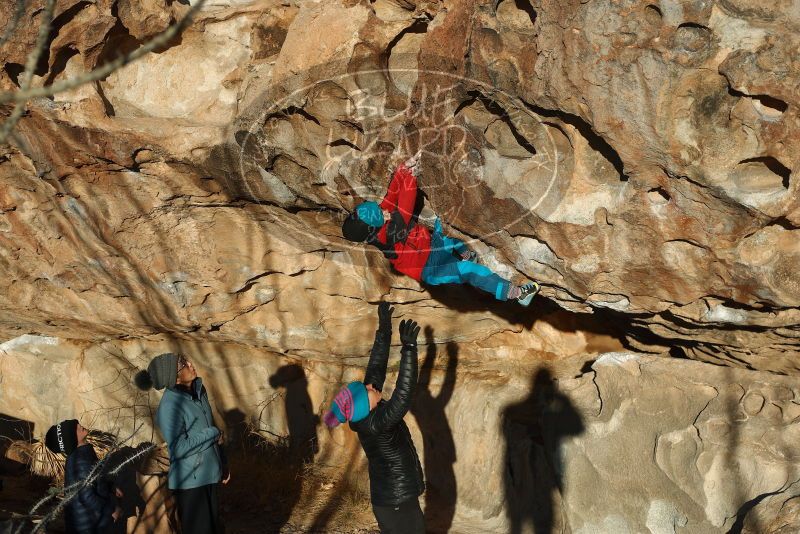 Bouldering in Hueco Tanks on 01/01/2019 with Blue Lizard Climbing and Yoga

Filename: SRM_20190101_1702120.jpg
Aperture: f/4.0
Shutter Speed: 1/1000
Body: Canon EOS-1D Mark II
Lens: Canon EF 50mm f/1.8 II