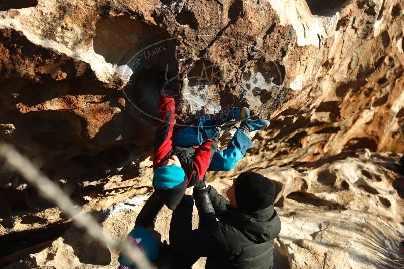 Bouldering in Hueco Tanks on 01/01/2019 with Blue Lizard Climbing and Yoga

Filename: SRM_20190101_1713530.jpg
Aperture: f/4.0
Shutter Speed: 1/320
Body: Canon EOS-1D Mark II
Lens: Canon EF 50mm f/1.8 II