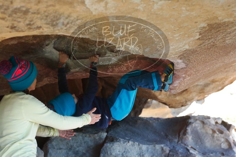 Bouldering in Hueco Tanks on 12/31/2018 with Blue Lizard Climbing and Yoga

Filename: SRM_20181231_1512010.jpg
Aperture: f/4.0
Shutter Speed: 1/320
Body: Canon EOS-1D Mark II
Lens: Canon EF 50mm f/1.8 II