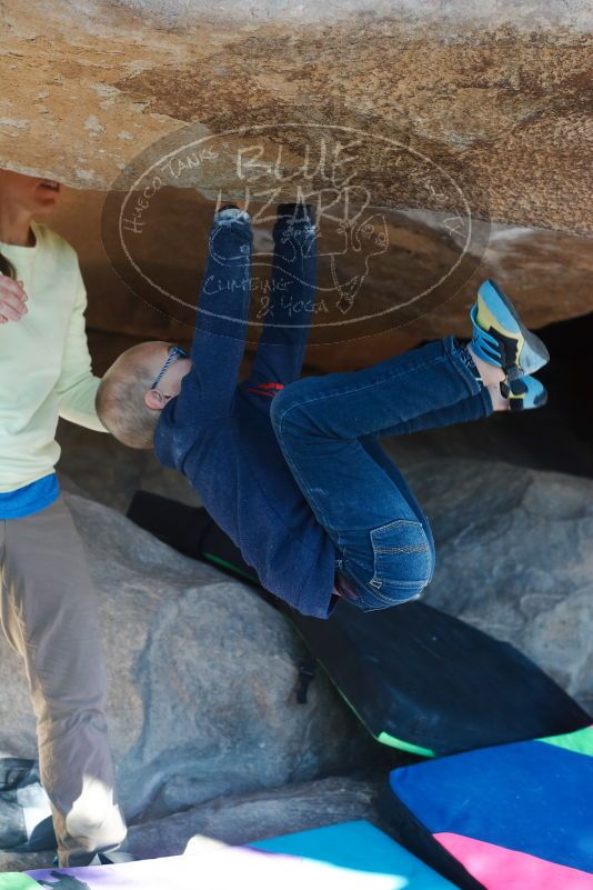 Bouldering in Hueco Tanks on 12/31/2018 with Blue Lizard Climbing and Yoga

Filename: SRM_20181231_1532580.jpg
Aperture: f/4.0
Shutter Speed: 1/250
Body: Canon EOS-1D Mark II
Lens: Canon EF 50mm f/1.8 II