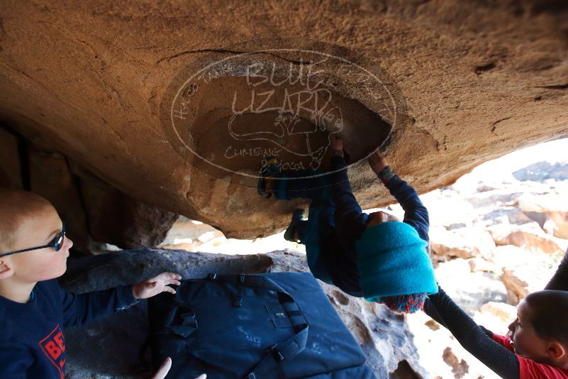 Bouldering in Hueco Tanks on 12/31/2018 with Blue Lizard Climbing and Yoga

Filename: SRM_20181231_1544250.jpg
Aperture: f/4.0
Shutter Speed: 1/250
Body: Canon EOS-1D Mark II
Lens: Canon EF 16-35mm f/2.8 L