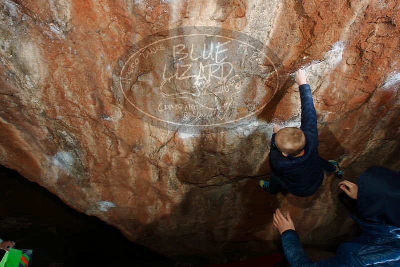 Bouldering in Hueco Tanks on 12/28/2018 with Blue Lizard Climbing and Yoga

Filename: SRM_20181228_1157290.jpg
Aperture: f/8.0
Shutter Speed: 1/250
Body: Canon EOS-1D Mark II
Lens: Canon EF 16-35mm f/2.8 L