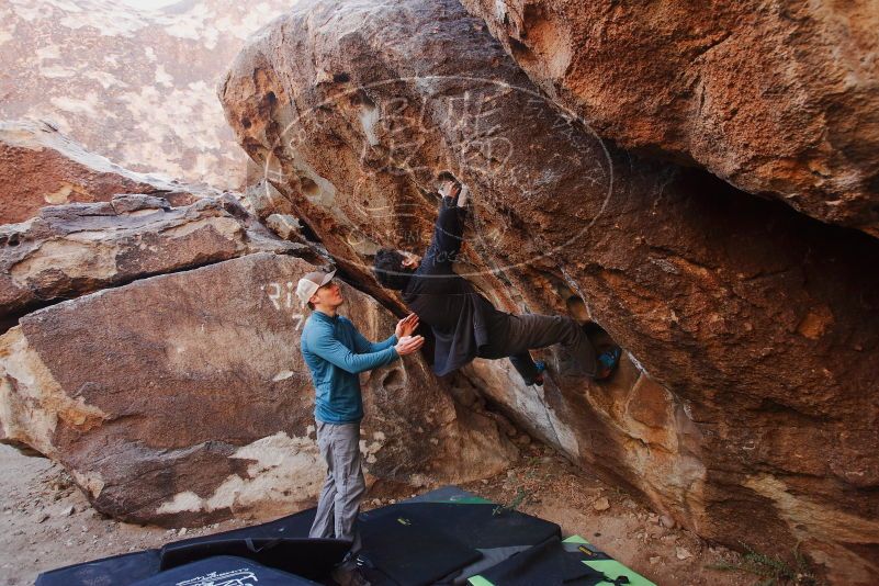 Bouldering in Hueco Tanks on 01/05/2019 with Blue Lizard Climbing and Yoga

Filename: SRM_20190105_1044590.jpg
Aperture: f/4.5
Shutter Speed: 1/160
Body: Canon EOS-1D Mark II
Lens: Canon EF 16-35mm f/2.8 L