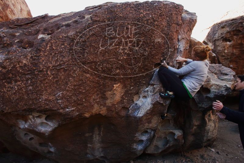 Bouldering in Hueco Tanks on 01/05/2019 with Blue Lizard Climbing and Yoga

Filename: SRM_20190105_1104250.jpg
Aperture: f/5.0
Shutter Speed: 1/250
Body: Canon EOS-1D Mark II
Lens: Canon EF 16-35mm f/2.8 L