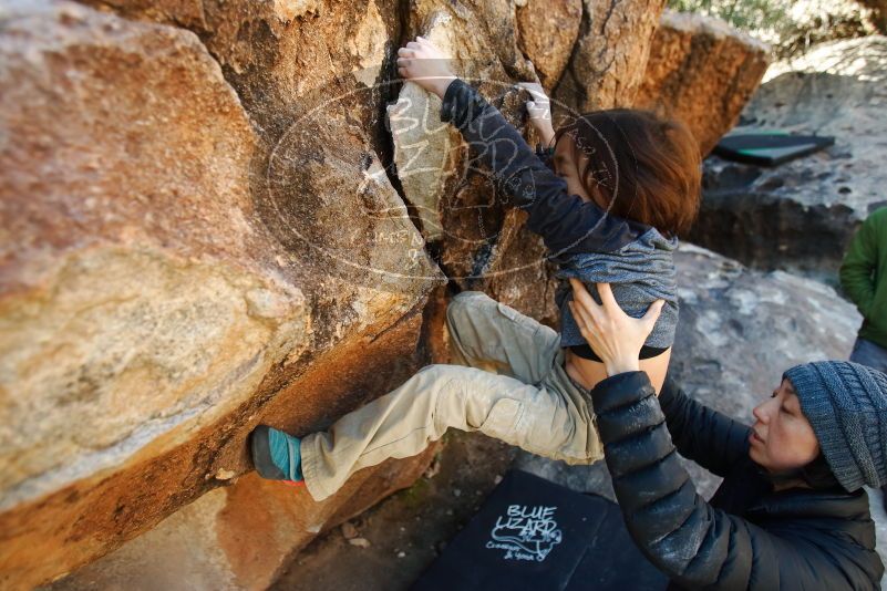 Bouldering in Hueco Tanks on 01/05/2019 with Blue Lizard Climbing and Yoga

Filename: SRM_20190105_1207410.jpg
Aperture: f/3.2
Shutter Speed: 1/200
Body: Canon EOS-1D Mark II
Lens: Canon EF 16-35mm f/2.8 L