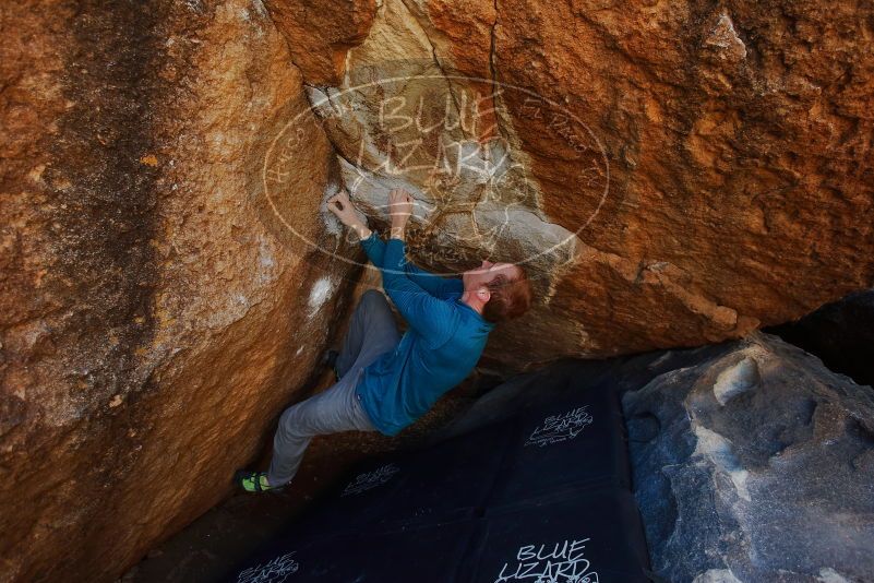 Bouldering in Hueco Tanks on 01/05/2019 with Blue Lizard Climbing and Yoga

Filename: SRM_20190105_1216070.jpg
Aperture: f/4.0
Shutter Speed: 1/200
Body: Canon EOS-1D Mark II
Lens: Canon EF 16-35mm f/2.8 L