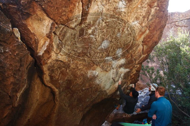 Bouldering in Hueco Tanks on 01/05/2019 with Blue Lizard Climbing and Yoga

Filename: SRM_20190105_1401210.jpg
Aperture: f/5.0
Shutter Speed: 1/250
Body: Canon EOS-1D Mark II
Lens: Canon EF 16-35mm f/2.8 L