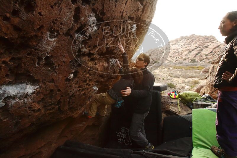 Bouldering in Hueco Tanks on 01/05/2019 with Blue Lizard Climbing and Yoga

Filename: SRM_20190105_1725100.jpg
Aperture: f/8.0
Shutter Speed: 1/200
Body: Canon EOS-1D Mark II
Lens: Canon EF 16-35mm f/2.8 L