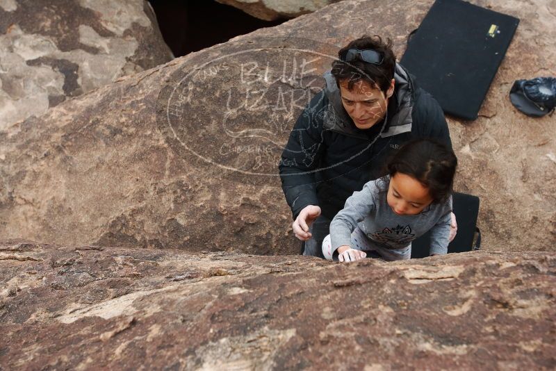 Bouldering in Hueco Tanks on 01/06/2019 with Blue Lizard Climbing and Yoga

Filename: SRM_20190106_1509040.jpg
Aperture: f/5.6
Shutter Speed: 1/200
Body: Canon EOS-1D Mark II
Lens: Canon EF 16-35mm f/2.8 L