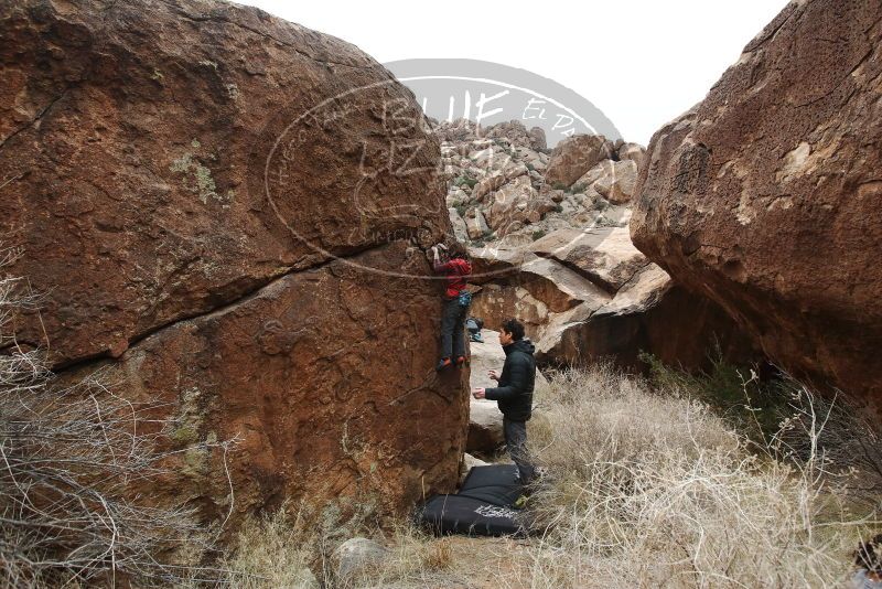 Bouldering in Hueco Tanks on 01/06/2019 with Blue Lizard Climbing and Yoga

Filename: SRM_20190106_1517090.jpg
Aperture: f/5.6
Shutter Speed: 1/250
Body: Canon EOS-1D Mark II
Lens: Canon EF 16-35mm f/2.8 L