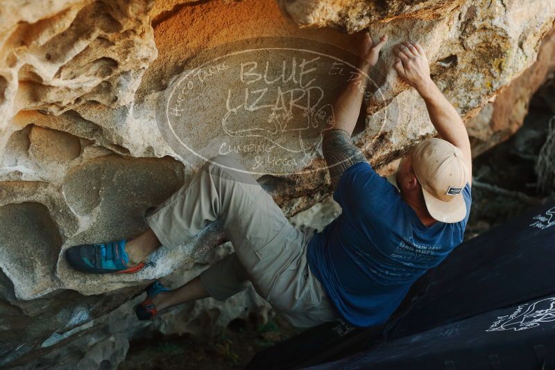 Bouldering in Hueco Tanks on 01/12/2019 with Blue Lizard Climbing and Yoga

Filename: SRM_20190112_1108270.jpg
Aperture: f/3.2
Shutter Speed: 1/250
Body: Canon EOS-1D Mark II
Lens: Canon EF 50mm f/1.8 II