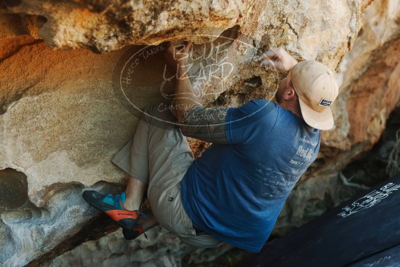 Bouldering in Hueco Tanks on 01/12/2019 with Blue Lizard Climbing and Yoga

Filename: SRM_20190112_1108460.jpg
Aperture: f/3.5
Shutter Speed: 1/250
Body: Canon EOS-1D Mark II
Lens: Canon EF 50mm f/1.8 II