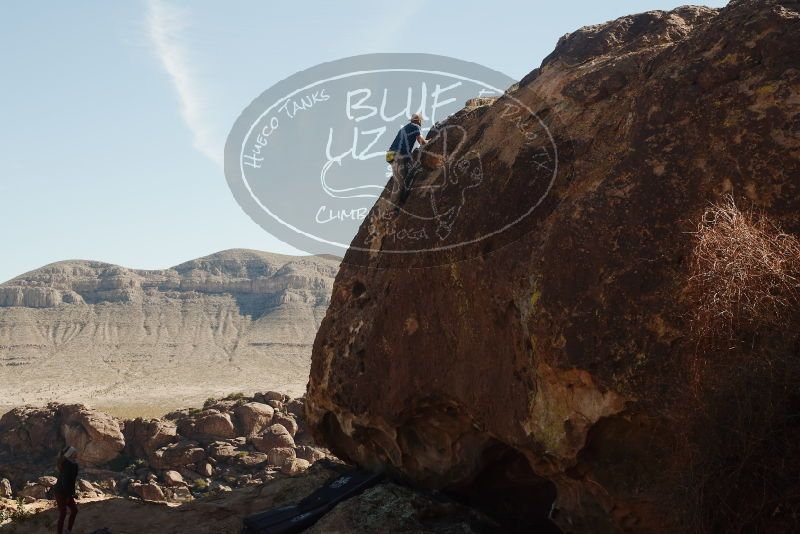 Bouldering in Hueco Tanks on 01/12/2019 with Blue Lizard Climbing and Yoga

Filename: SRM_20190112_1226040.jpg
Aperture: f/9.0
Shutter Speed: 1/250
Body: Canon EOS-1D Mark II
Lens: Canon EF 50mm f/1.8 II