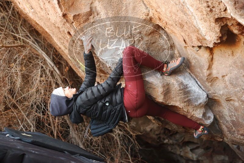 Bouldering in Hueco Tanks on 01/12/2019 with Blue Lizard Climbing and Yoga

Filename: SRM_20190112_1258320.jpg
Aperture: f/2.8
Shutter Speed: 1/320
Body: Canon EOS-1D Mark II
Lens: Canon EF 50mm f/1.8 II