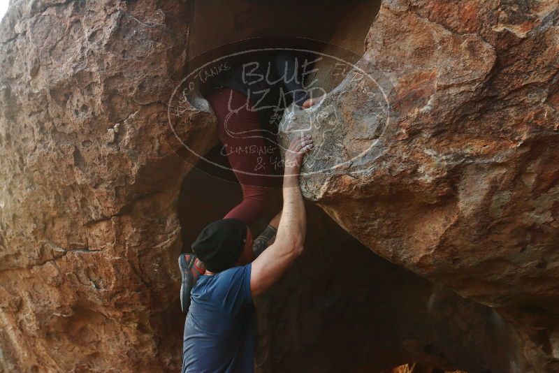 Bouldering in Hueco Tanks on 01/12/2019 with Blue Lizard Climbing and Yoga

Filename: SRM_20190112_1812260.jpg
Aperture: f/3.5
Shutter Speed: 1/200
Body: Canon EOS-1D Mark II
Lens: Canon EF 16-35mm f/2.8 L