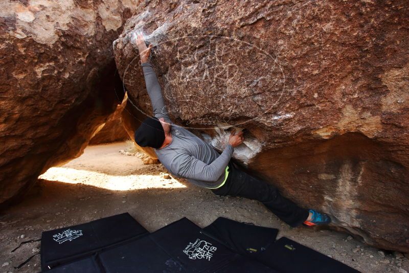 Bouldering in Hueco Tanks on 01/13/2019 with Blue Lizard Climbing and Yoga

Filename: SRM_20190113_1047520.jpg
Aperture: f/4.0
Shutter Speed: 1/400
Body: Canon EOS-1D Mark II
Lens: Canon EF 16-35mm f/2.8 L