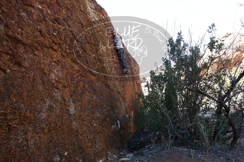 Bouldering in Hueco Tanks on 01/13/2019 with Blue Lizard Climbing and Yoga

Filename: SRM_20190113_1330420.jpg
Aperture: f/5.6
Shutter Speed: 1/250
Body: Canon EOS-1D Mark II
Lens: Canon EF 16-35mm f/2.8 L