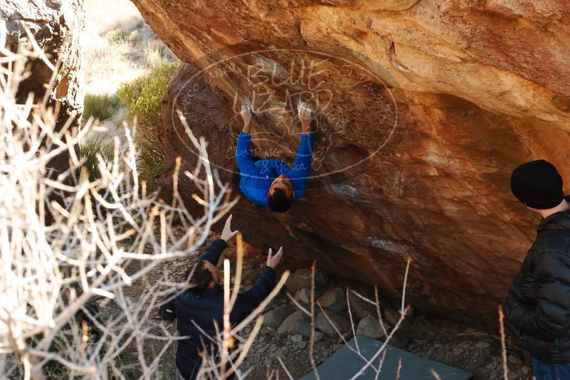 Bouldering in Hueco Tanks on 01/14/2019 with Blue Lizard Climbing and Yoga

Filename: SRM_20190114_1122460.jpg
Aperture: f/4.0
Shutter Speed: 1/250
Body: Canon EOS-1D Mark II
Lens: Canon EF 50mm f/1.8 II