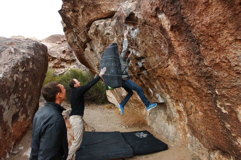 Bouldering in Hueco Tanks on 01/14/2019 with Blue Lizard Climbing and Yoga

Filename: SRM_20190114_1739200.jpg
Aperture: f/5.0
Shutter Speed: 1/200
Body: Canon EOS-1D Mark II
Lens: Canon EF 16-35mm f/2.8 L