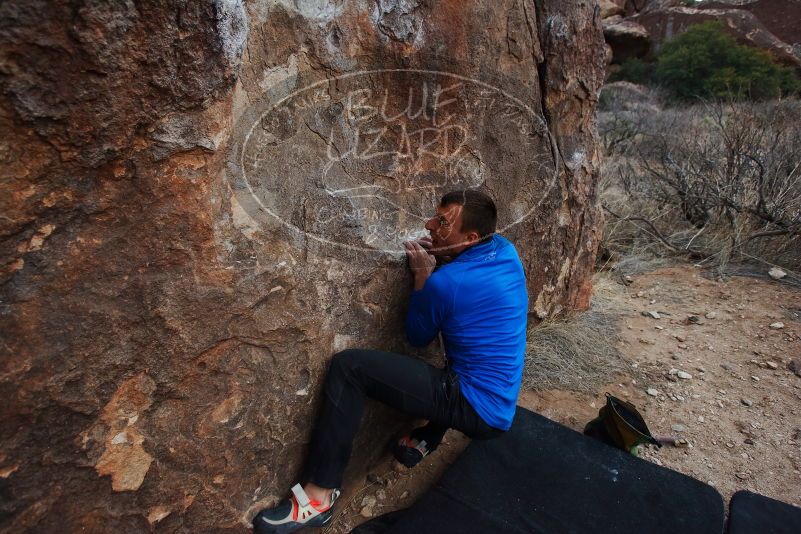 Bouldering in Hueco Tanks on 01/14/2019 with Blue Lizard Climbing and Yoga

Filename: SRM_20190114_1757570.jpg
Aperture: f/4.5
Shutter Speed: 1/250
Body: Canon EOS-1D Mark II
Lens: Canon EF 16-35mm f/2.8 L