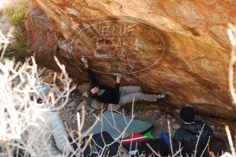 Bouldering in Hueco Tanks on 01/14/2019 with Blue Lizard Climbing and Yoga

Filename: SRM_20190114_1118090.jpg
Aperture: f/2.8
Shutter Speed: 1/250
Body: Canon EOS-1D Mark II
Lens: Canon EF 50mm f/1.8 II